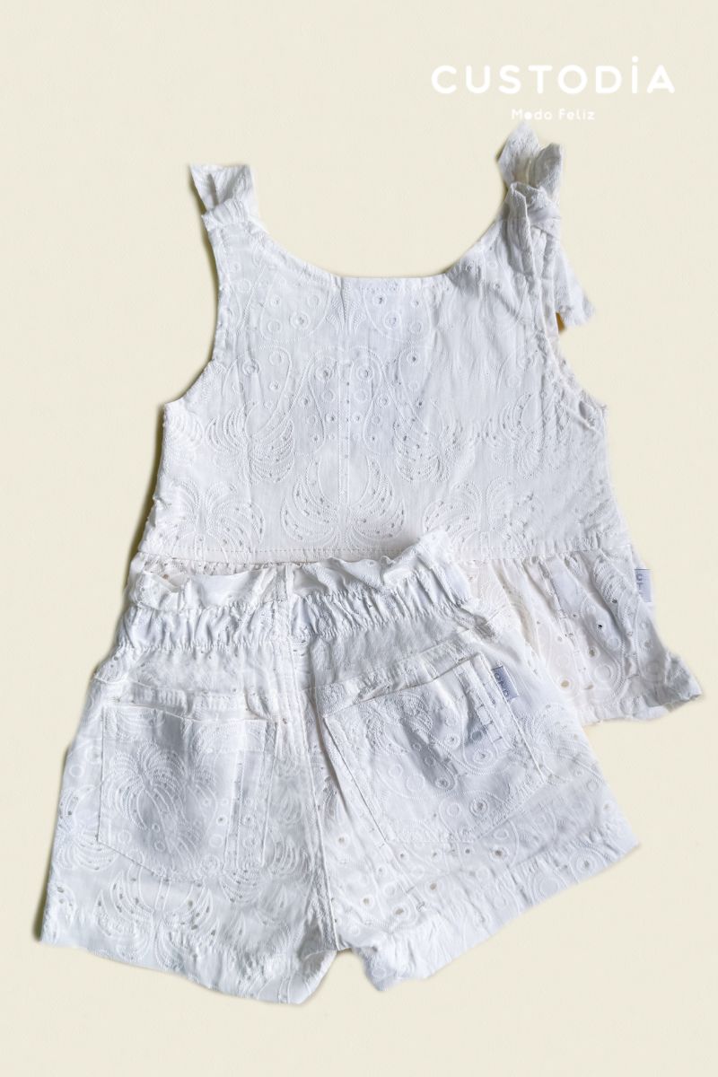 Set Short y Blusita Efecto Bordado