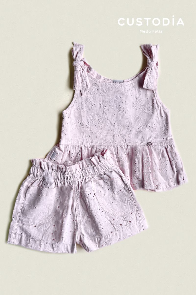 Set Short y Blusita Efecto Bordado