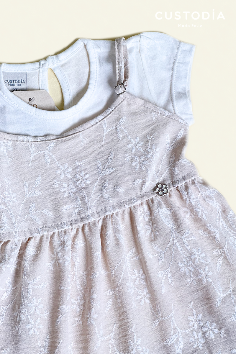 Vestido Y Camiseta Textura