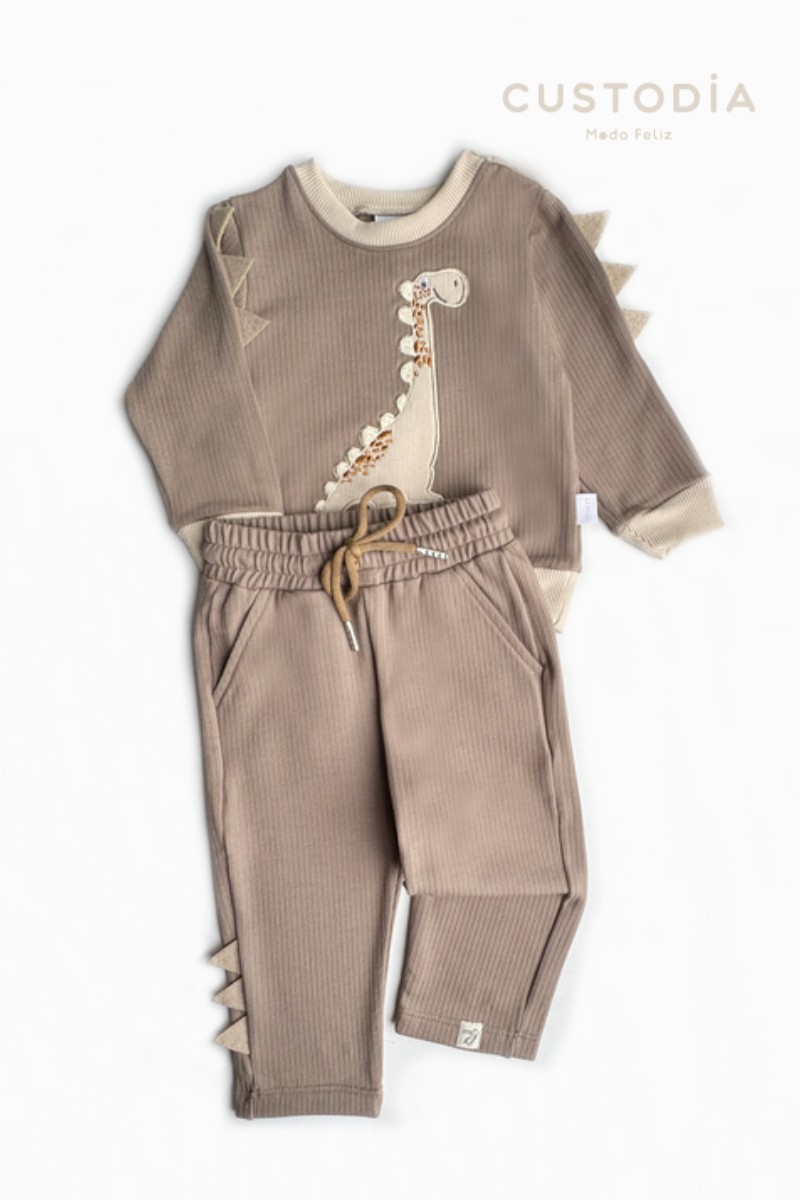 Set Buzo y Jogger Dino Aleticas
