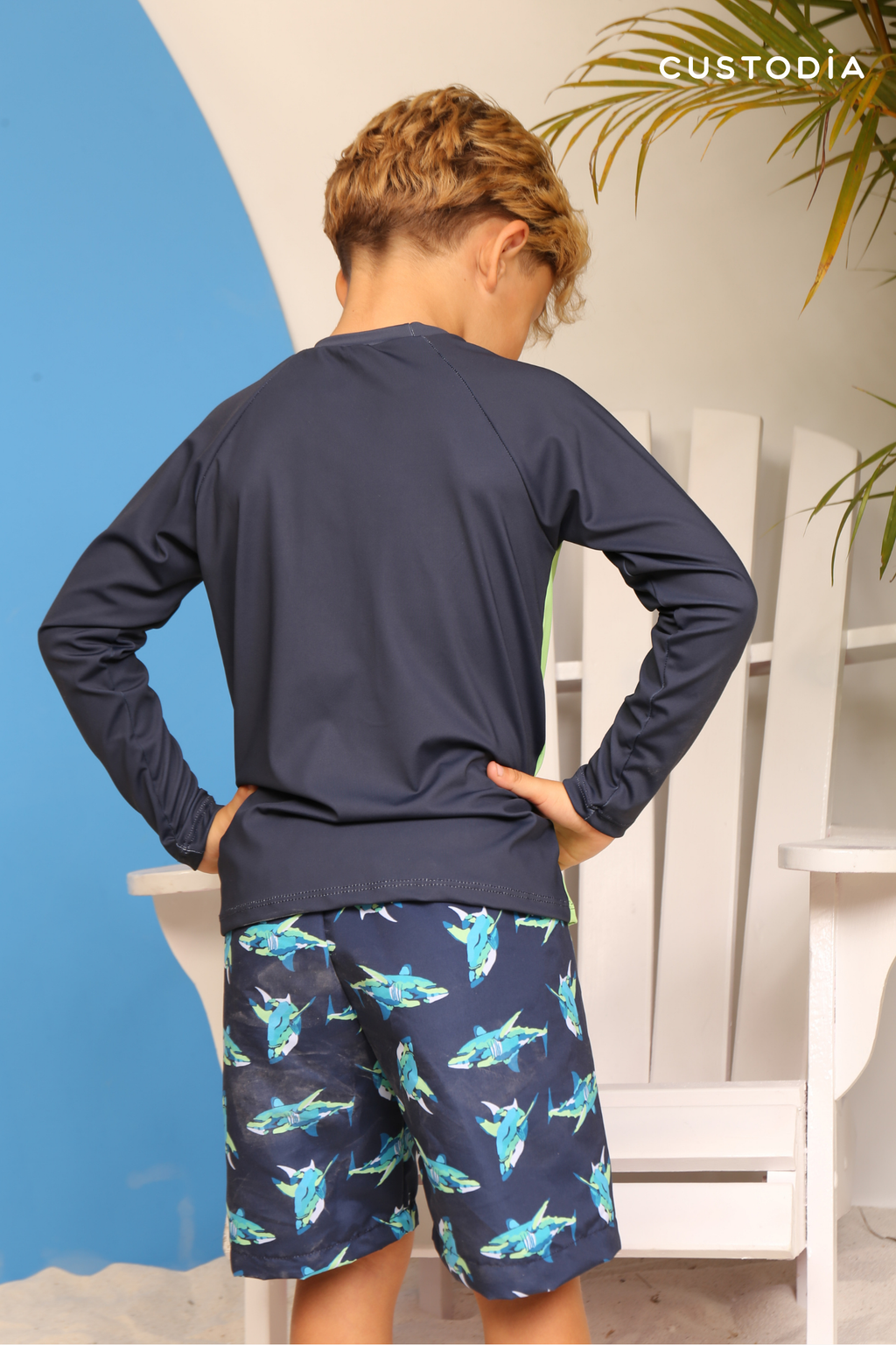 Set Buzo y Bermuda Tiburón