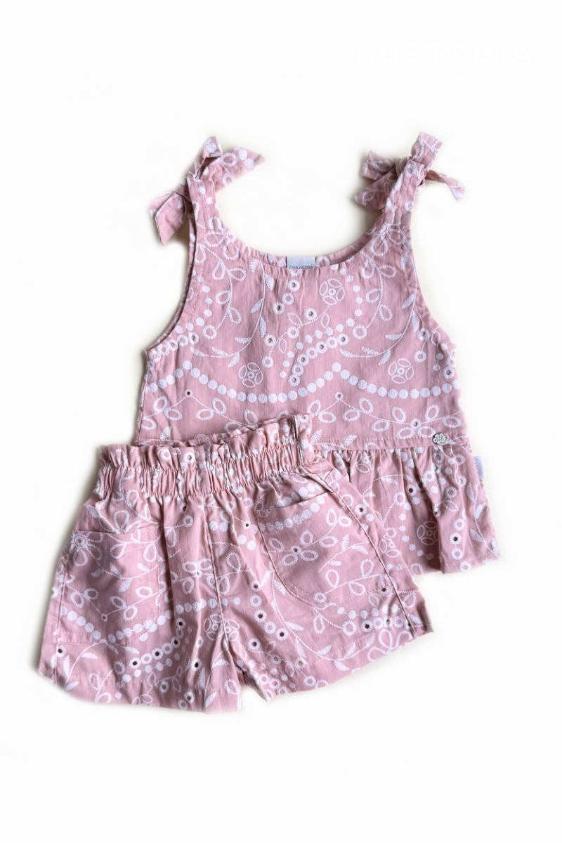 Set Short y Blusita Efecto Bordado