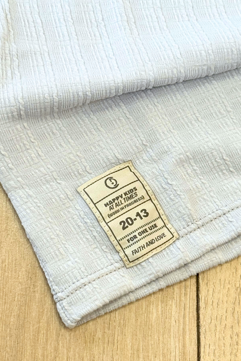 Camiseta Future Ours