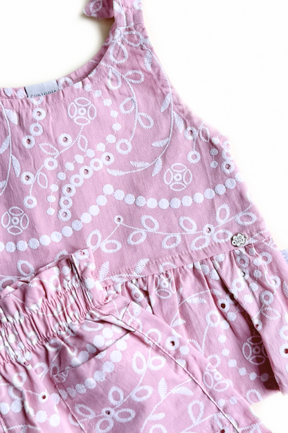 Set Short y Blusita Efecto Bordado