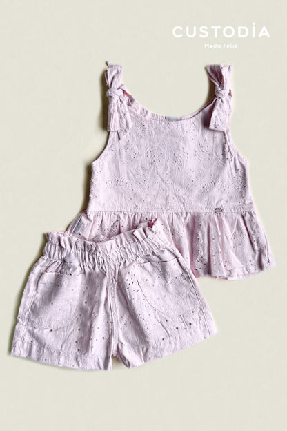 Set Short y Blusita Efecto Bordado