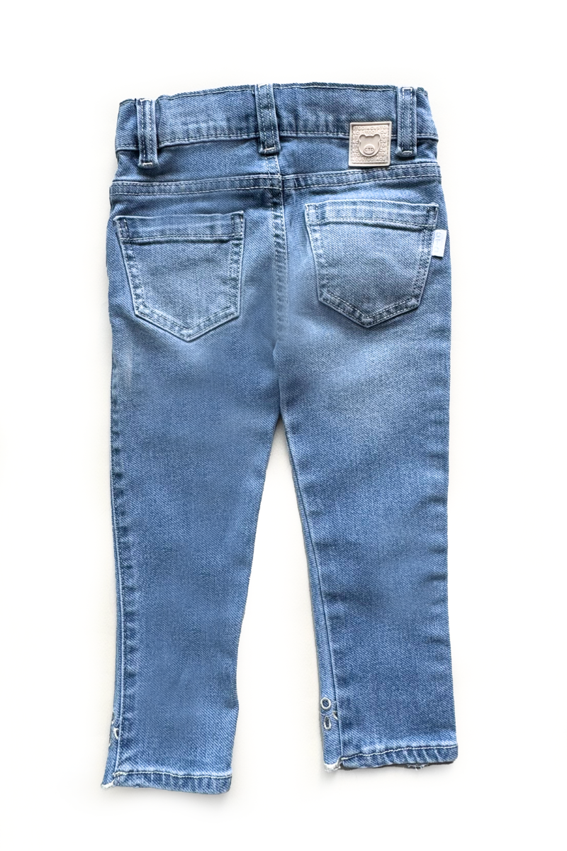 Set 2 Prendas Blusa en Ojalillo Jean con Bota Bordada