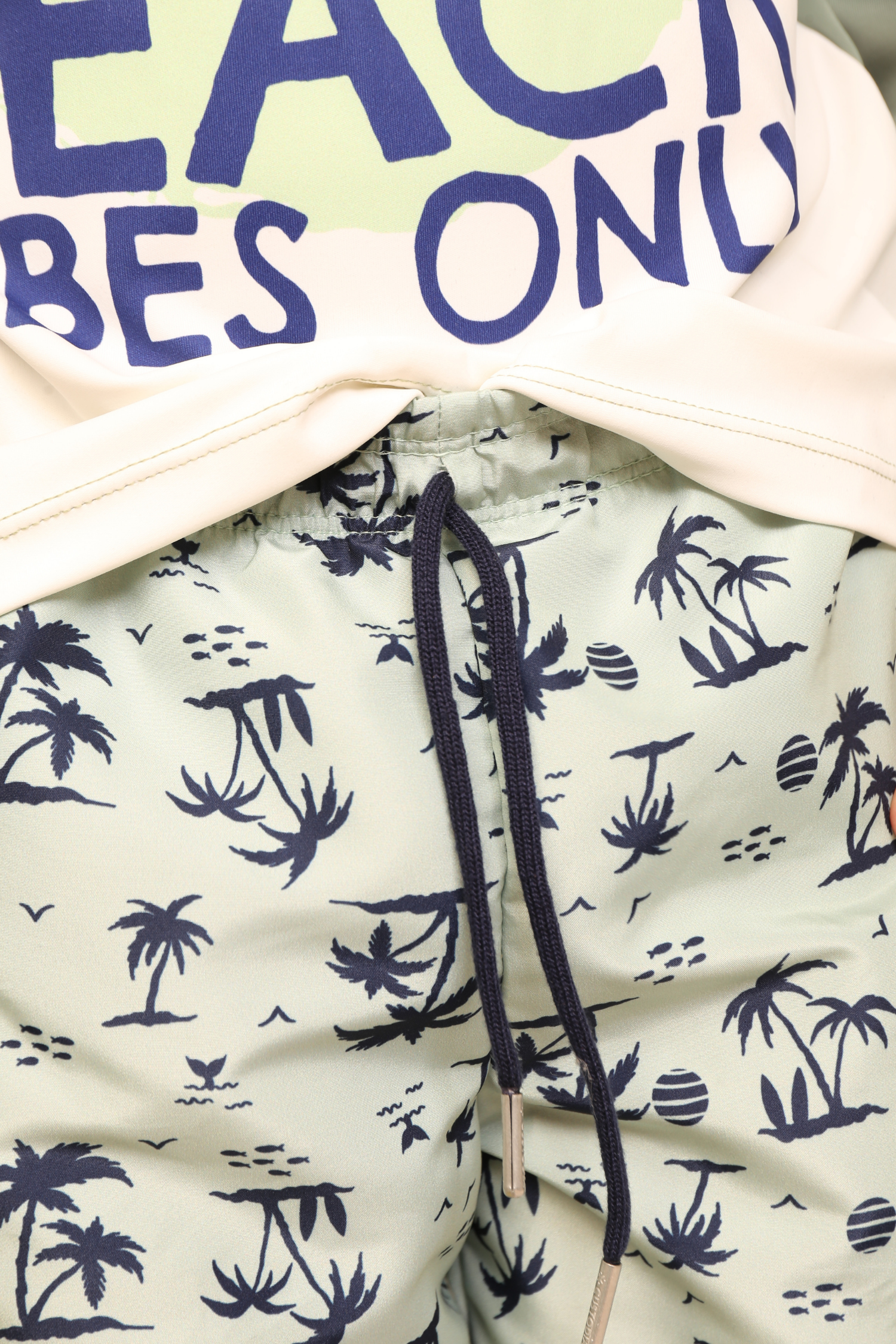 Set Buzo y Bermuda Beach Vibes