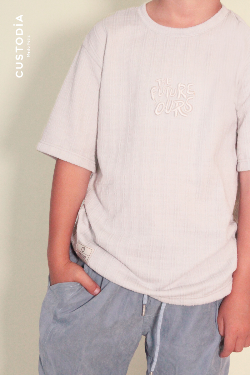 Camiseta Future Ours