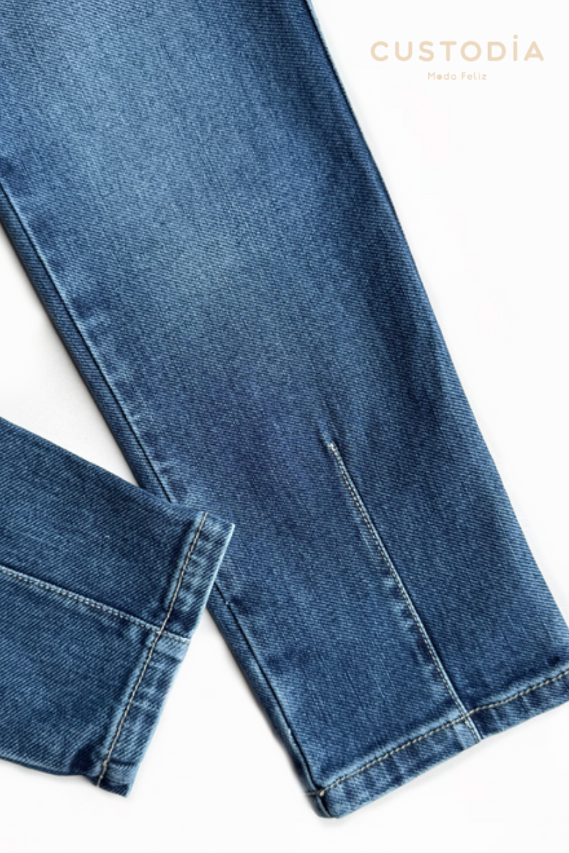 Jean Bota Recta Niña